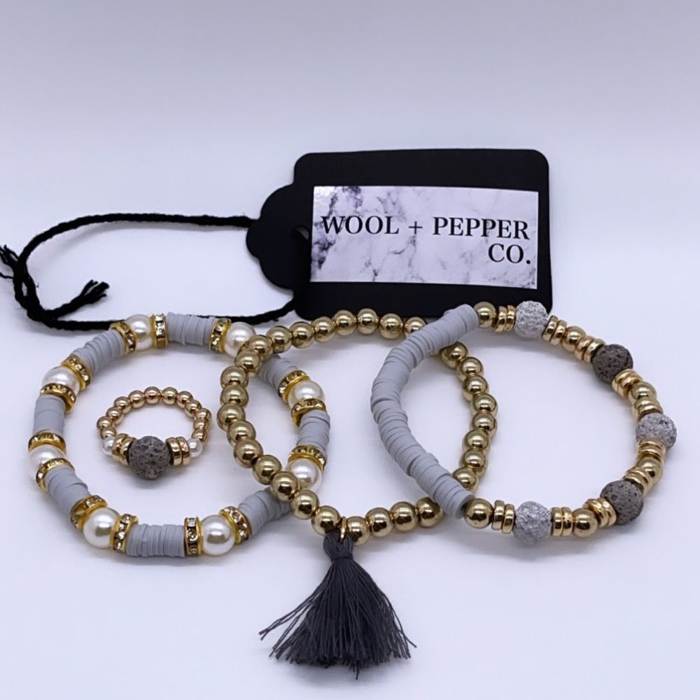 NWT Wool + Pepper Co. Matching Jewelry Set (4)